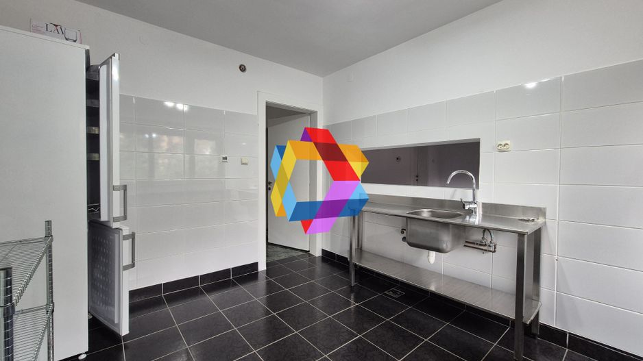 Casa 270mp zona centrala - Poză 4