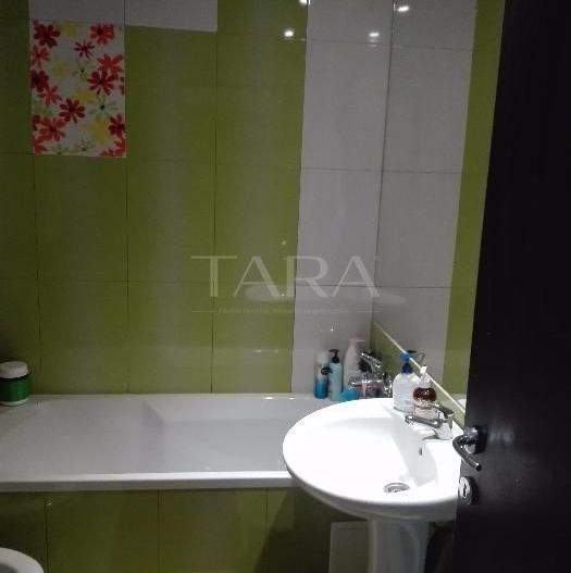 Apartament cu 2 camere de vânzare, Floresti - Poză 7