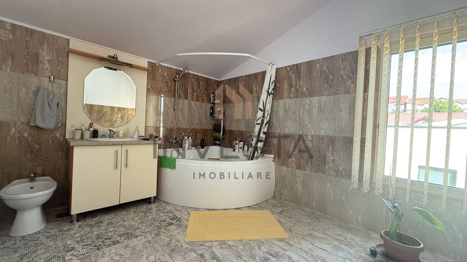 Casa individuala in cartierul Europa! - Poză 11