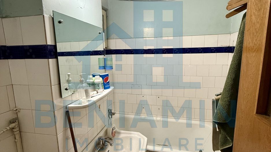 3 decomandate - parter - 65mp - centrala - gol - Scriitorilor - Poză 7