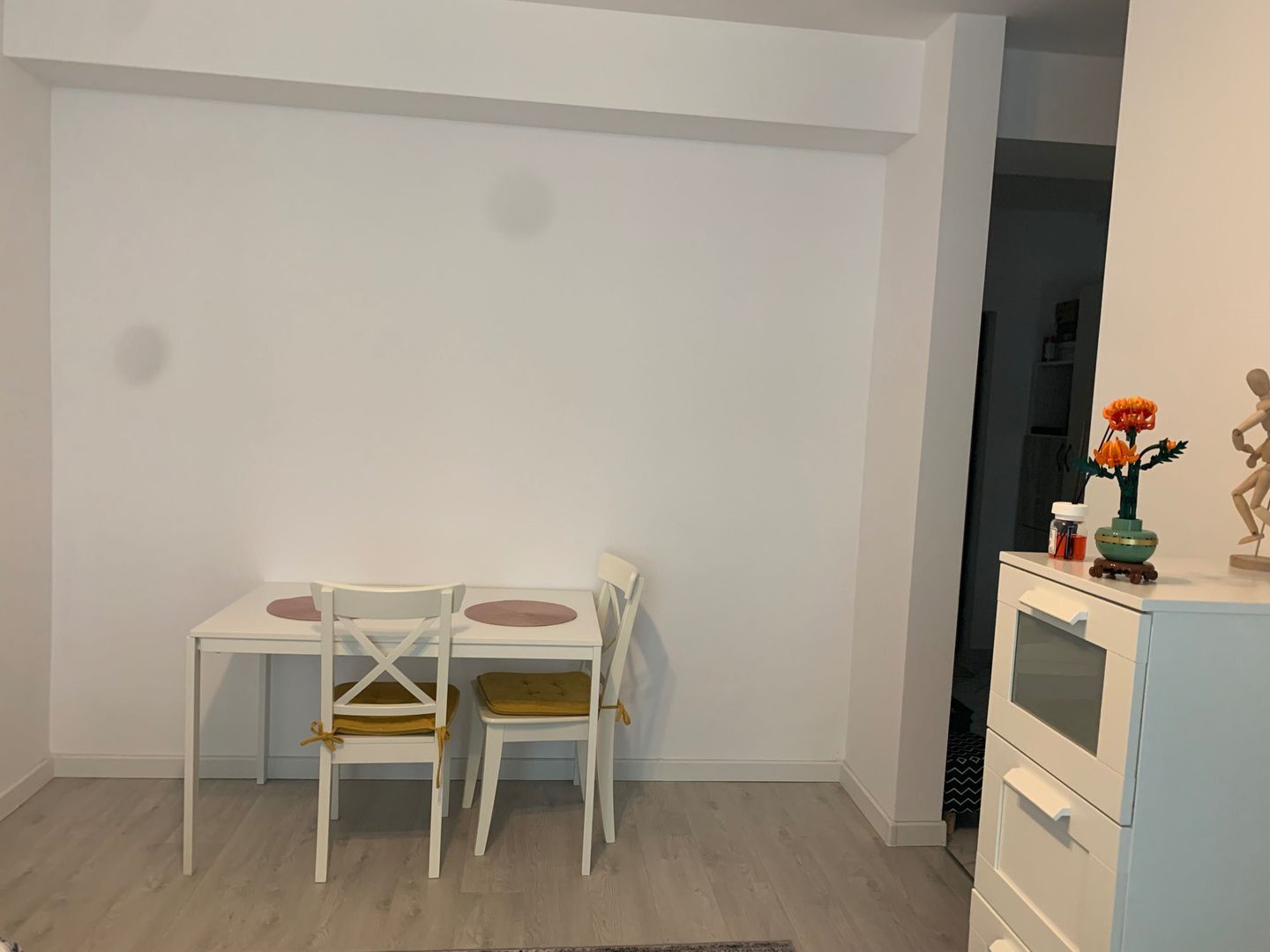 Bdul Timișoara - 2 Camere-  loc  parcare - 550E - Poză 2