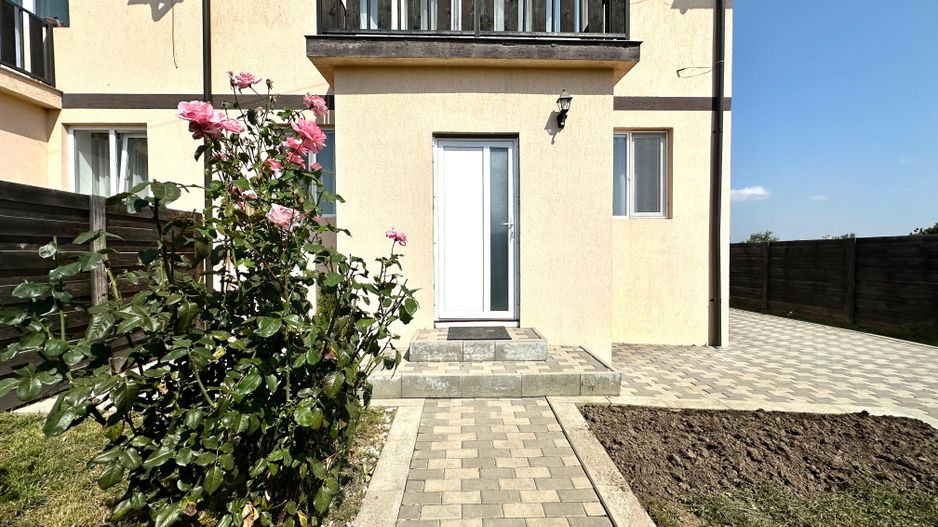 Casă de închiriat – Sânpetru, - Poză 11