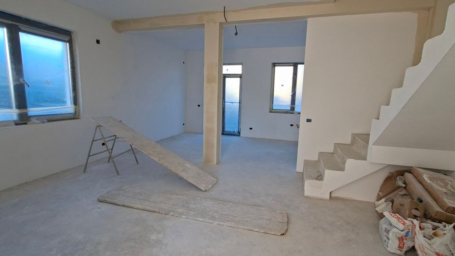 Duplex cu pozitie centrala in Dumbravita - Poză 5