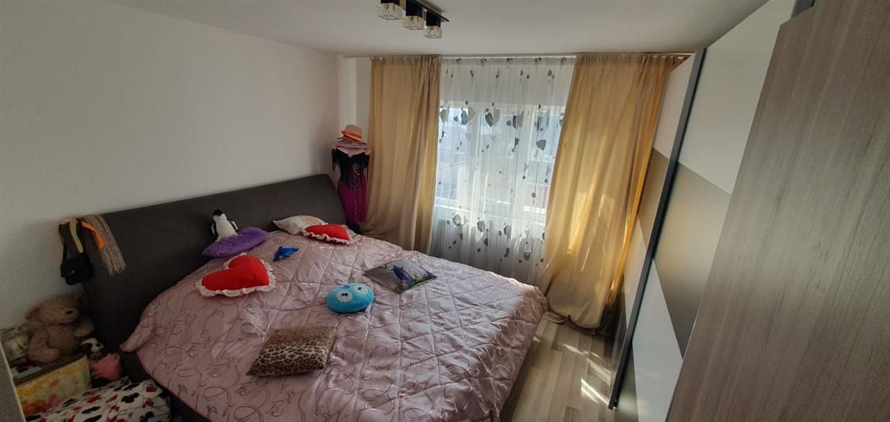 Apartament 3 camere2 bai 2 balcoane Centrala proprie. - Poză 5