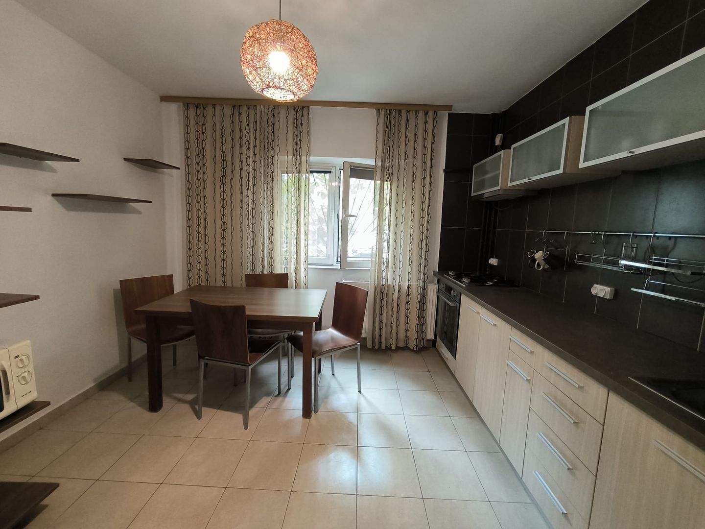 Apartament decomandat Eroii Revolutiei - Poză 7