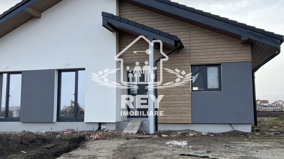 Teren cu PUZ, utilități și autorizație de construire/casă unifamilială - Poză 11