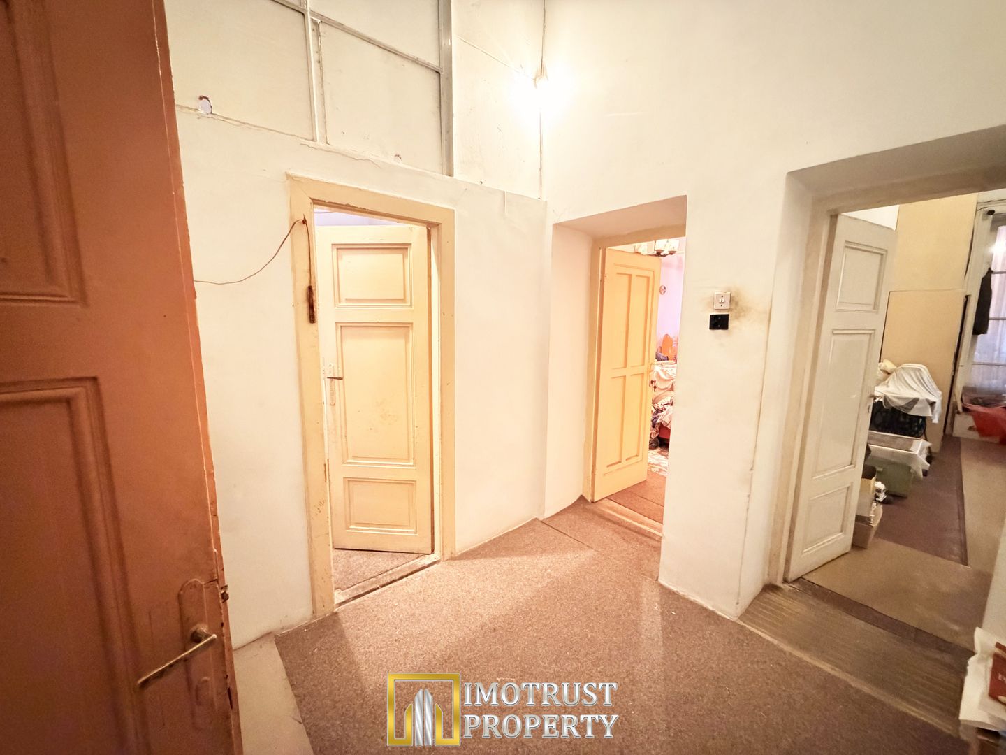 Vânzare apartament 4 camere, ultracentral 150 mp, 4 boxe incluse - Poză 6