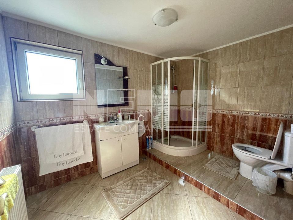 Casă cu etaj |teren generos| garaj dublu și seră | Oportunitate unică! - Poză 13