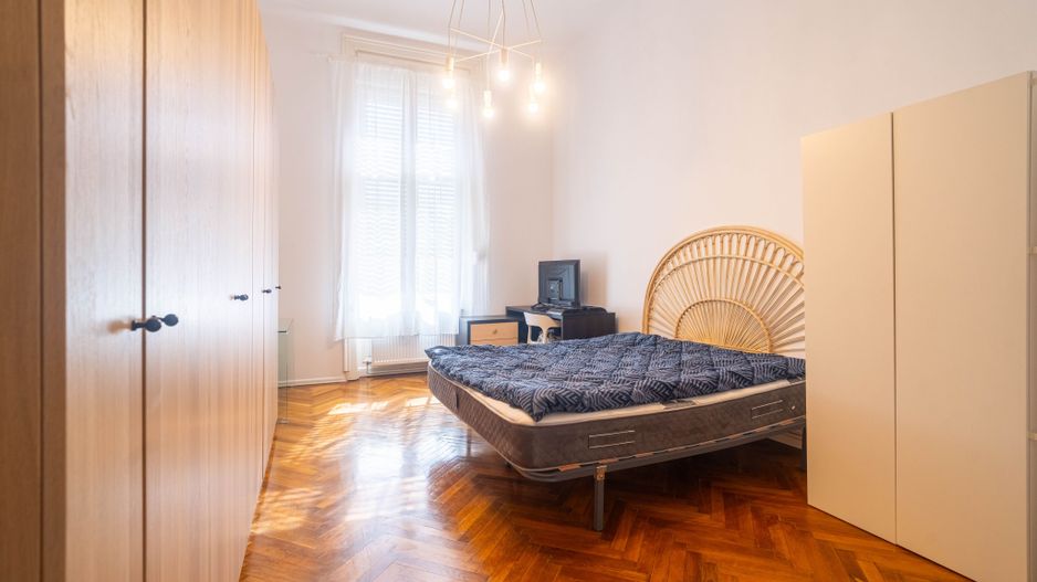 Închiriere apartament ultracentral cu parcare privată | 97 mp, - Poză 1