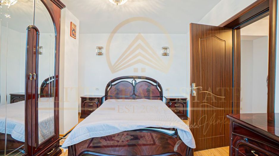 Ovidiu Sud - Zona premium - Vila impozanta, curte mare, garaj, terasa! - Poză 37