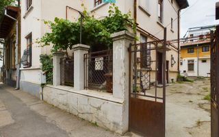 Apartament cu o cameră situat vizavi de Gara de Nord - Poză 1