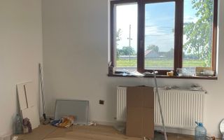 Casă de închiriat | Dublu front stradal | Iosia | Oradea - Poză 13