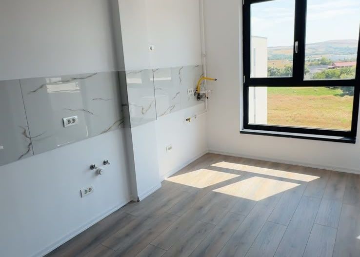 Apartamente noi - Poză 1