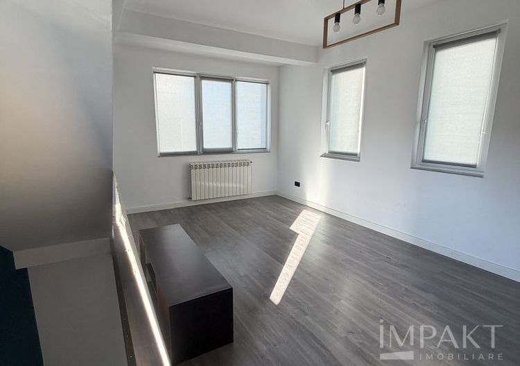 Casa cu acces securizat, curte si balcon | Buna Ziua - Poză 7