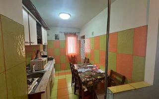 APARTAMENT 3 CAMERE SPATIOS ZONA GORJULUI - Poză 1