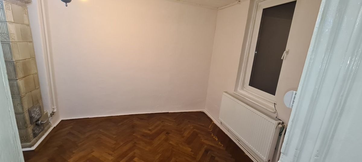 De Vanzare Casa Individuala cu 1 camere, Romana sector 1 - Poză 2