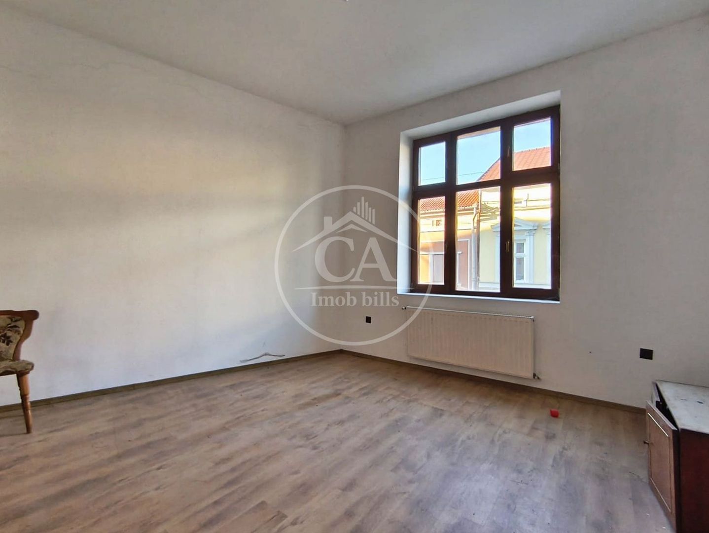 Casa de închiriat cu 6 camere în zona Centrala,  Oradea - Poză 8