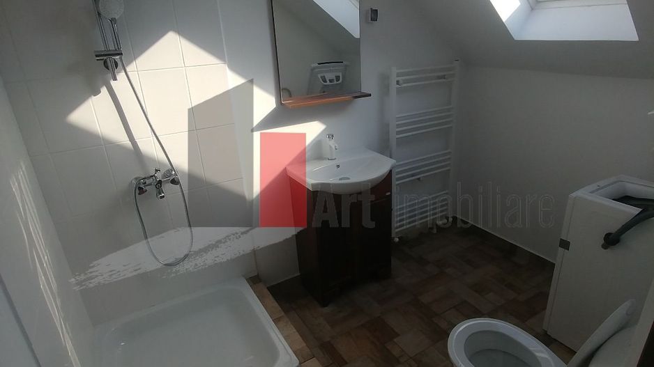 Casa individuala Valu lu Traian - teren mare 1000 mp - Poză 16