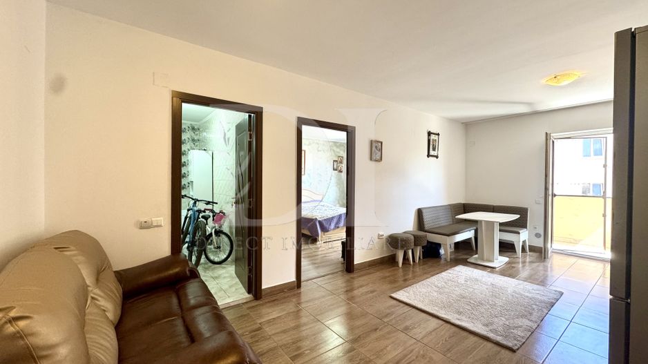 Apartament la cheie / etaj intermediar / Zona Florilor - Poză 3