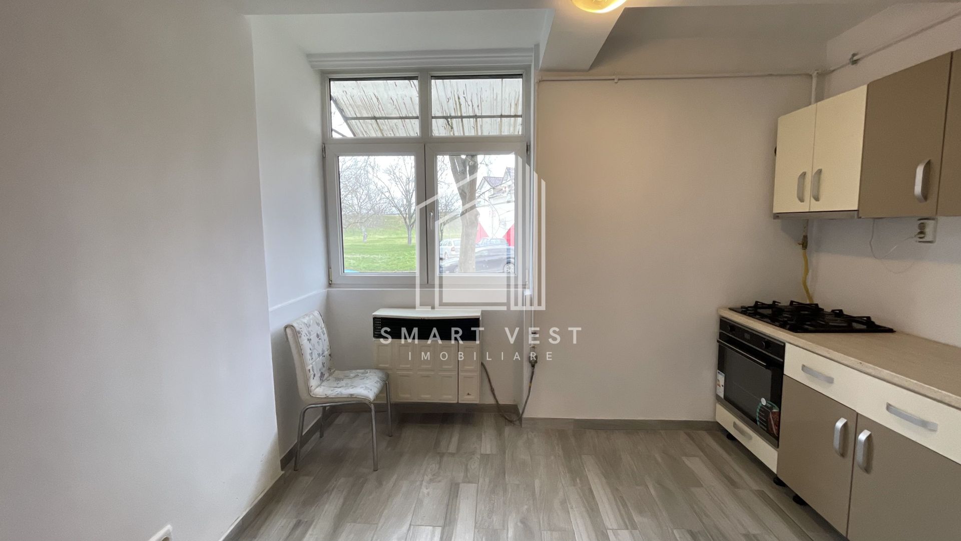 Garsoniera de vanzare | Zona Micro 17 - Poză 1