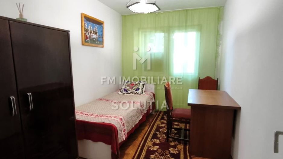 De închiriat apartament cu 3 camere - etaj 1- bd-ul Decebal - Poză 8