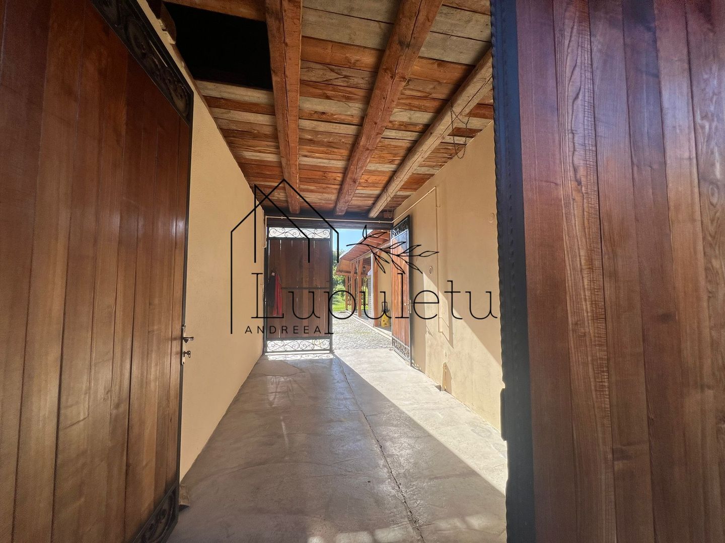 Casa de Vanzare Rasinari | 6 Camere | 200 MPU | Teren 979 MP | - Poză 41