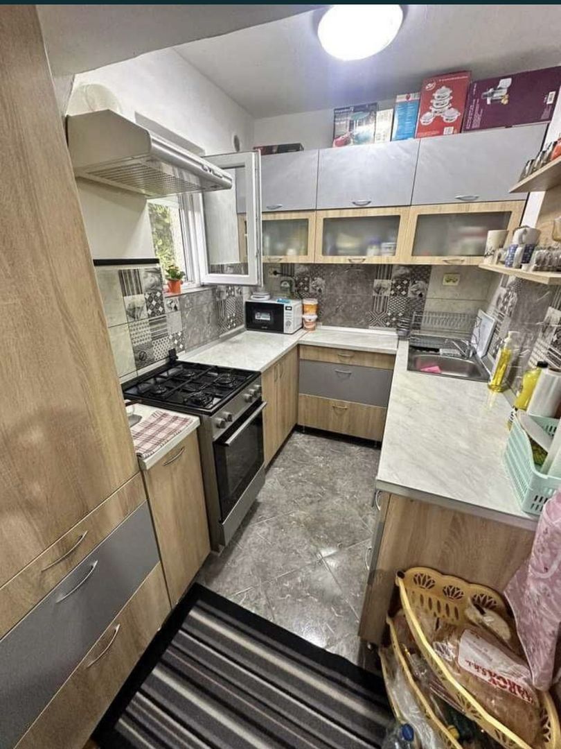 ageuropa.ro vinde ap 3 cam FINISAT 48mp etaj 3/4 în Micro 14. - Poză 9