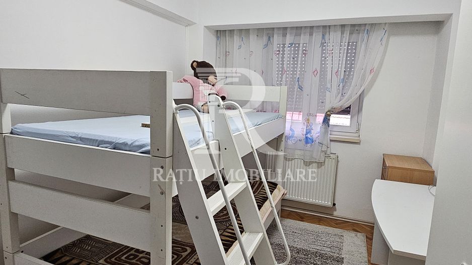 Apartament cu 3 camere | Parcare Supraterana | Onestilor | Oradea - Poză 6