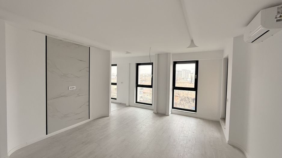 3 camere Parcul Carol 75 mp - Poză 8