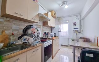 Apartament de 2 camere, semidecomandat, etaj 6/10, mobilat, Victoriei4 - Poză 11