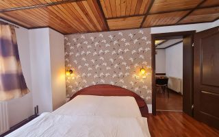 In regiune pitoreasca, cu view montan, Moeciu de Jos, Bran, Brasov - Poză 22
