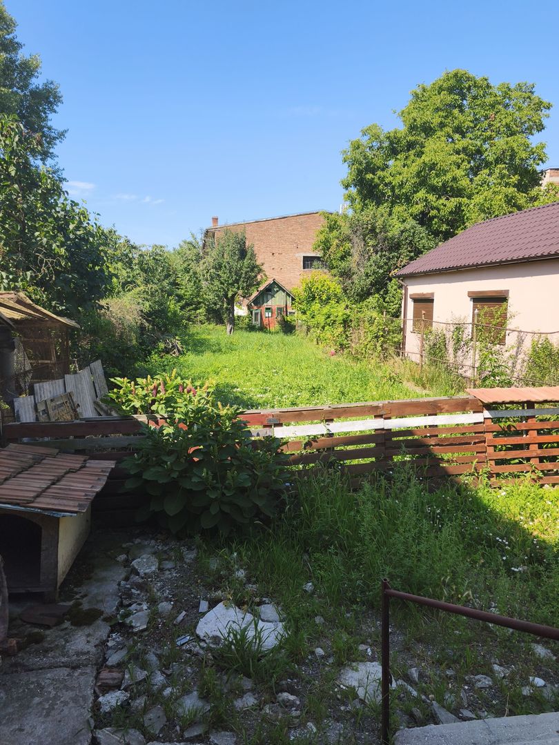 Casă 90 mp utili | Curte delimitata | Cota 1/2 teren | (Primăverii ) - Poză 4