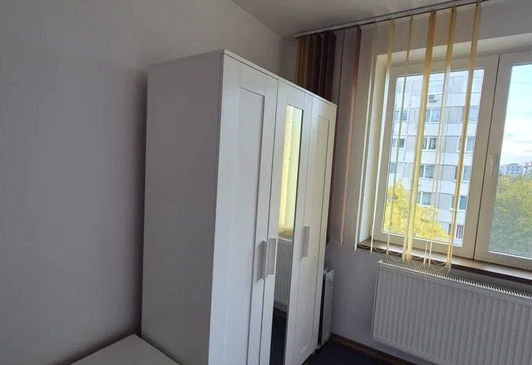 AP. 3 CAMERE CRANGASI, BUCATARIE INCHISA, 83 MP UTILI, CURAT, LIBER - Poză 5