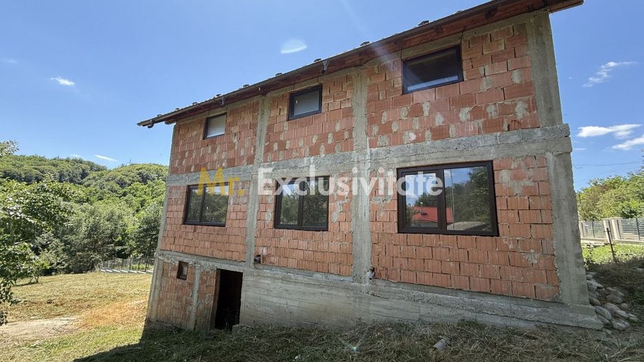 Casă nouă în Argeș Com. Merișani la 15 min de Pitesti! - Poză 4