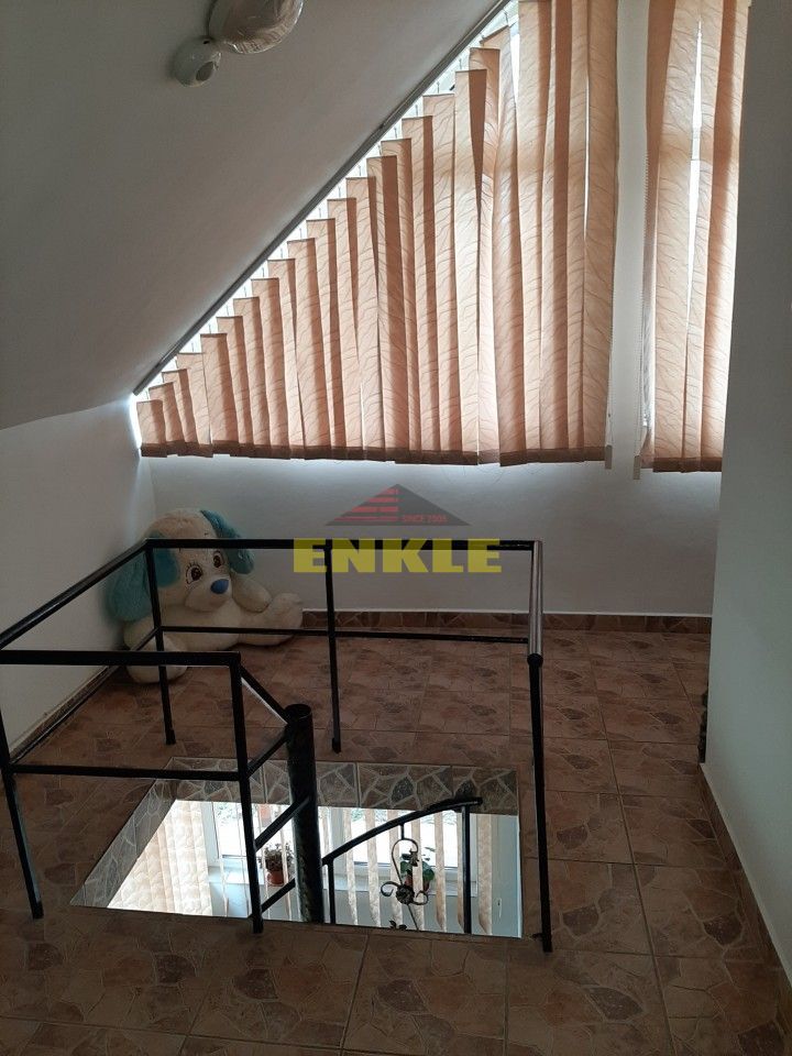 Casa 5 camere, Petru Rares, 530mp teren, 100000 euro negociabil - Poză 9