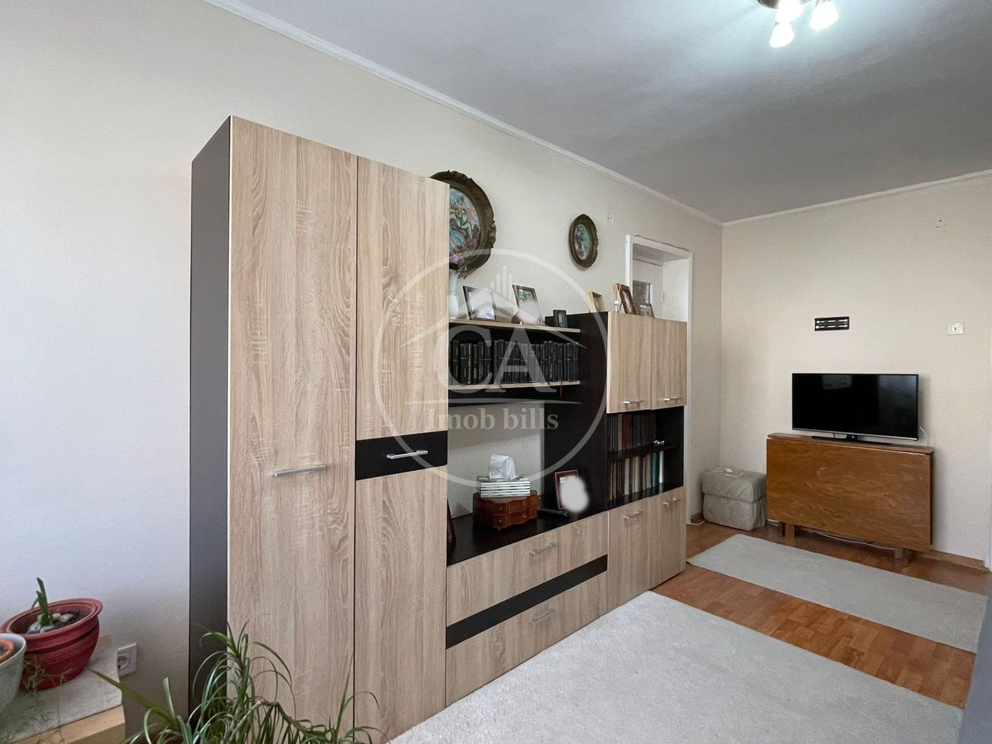 Apartament de vânzare cu 2 camere în zona Velența, Oradea - Poză 3