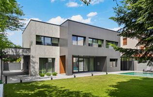 LUXURY VILLA WITH POOL - EROU IANCU NICOLAE