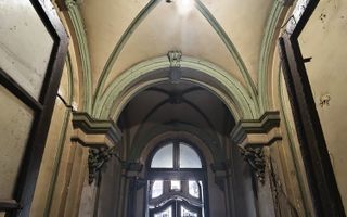 Casă cu farmec istoric în zonă protejată Rosetti, ideală pentru restaurare - Poză 10