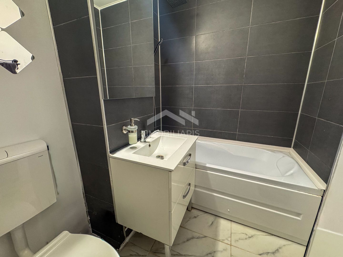 Apartament 3 camere de vanzare - modernizat 2024 - Poarta 6 - Poză 11