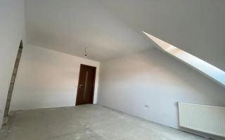 De vanzare apartament cu 3 camere de tip penthouse in Floresti! - Poză 8