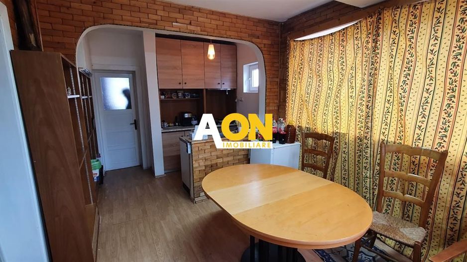 Casa 5 camere, cu garaj, Cetate, pretabila pentru muncitori - Poză 4