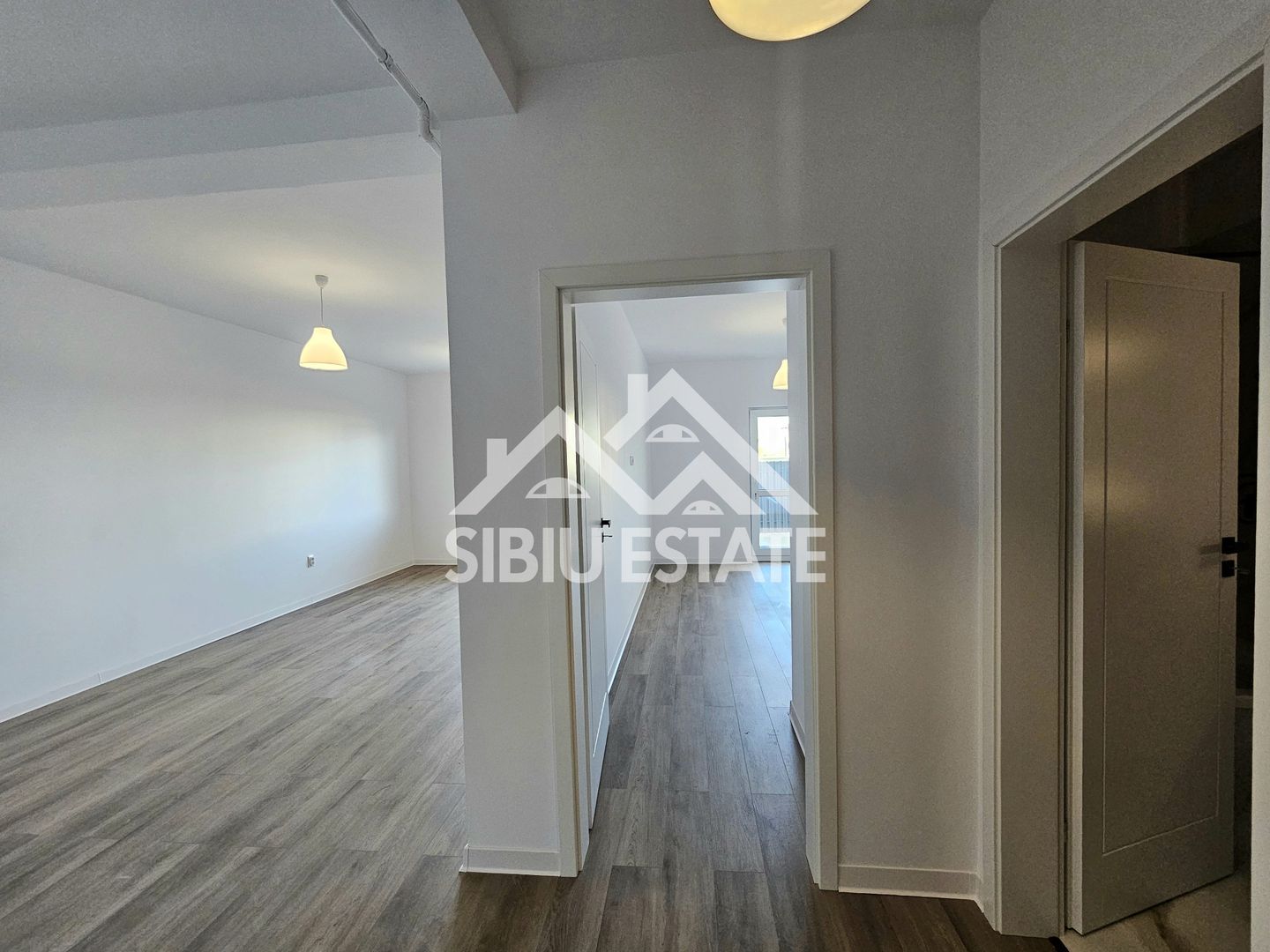 Apartament nou 2 camere etaj 1 - Poză 10