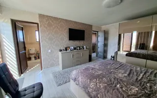 Casa P+1E, cu 5 camere, Strejnicu - Poză 14