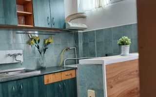 Garsonieră de vânzare în Cluj-Napoca, zona Mănăștur, Piața Flora - Poză 2