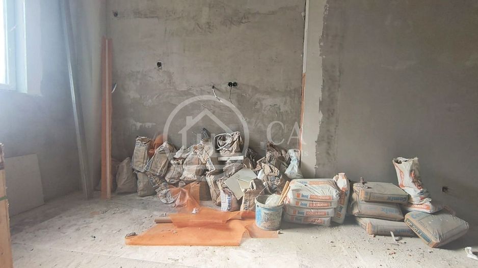 Spatiu comercial cu 6 camere de inchiriat in Sanmartin Bihor - Poză 8