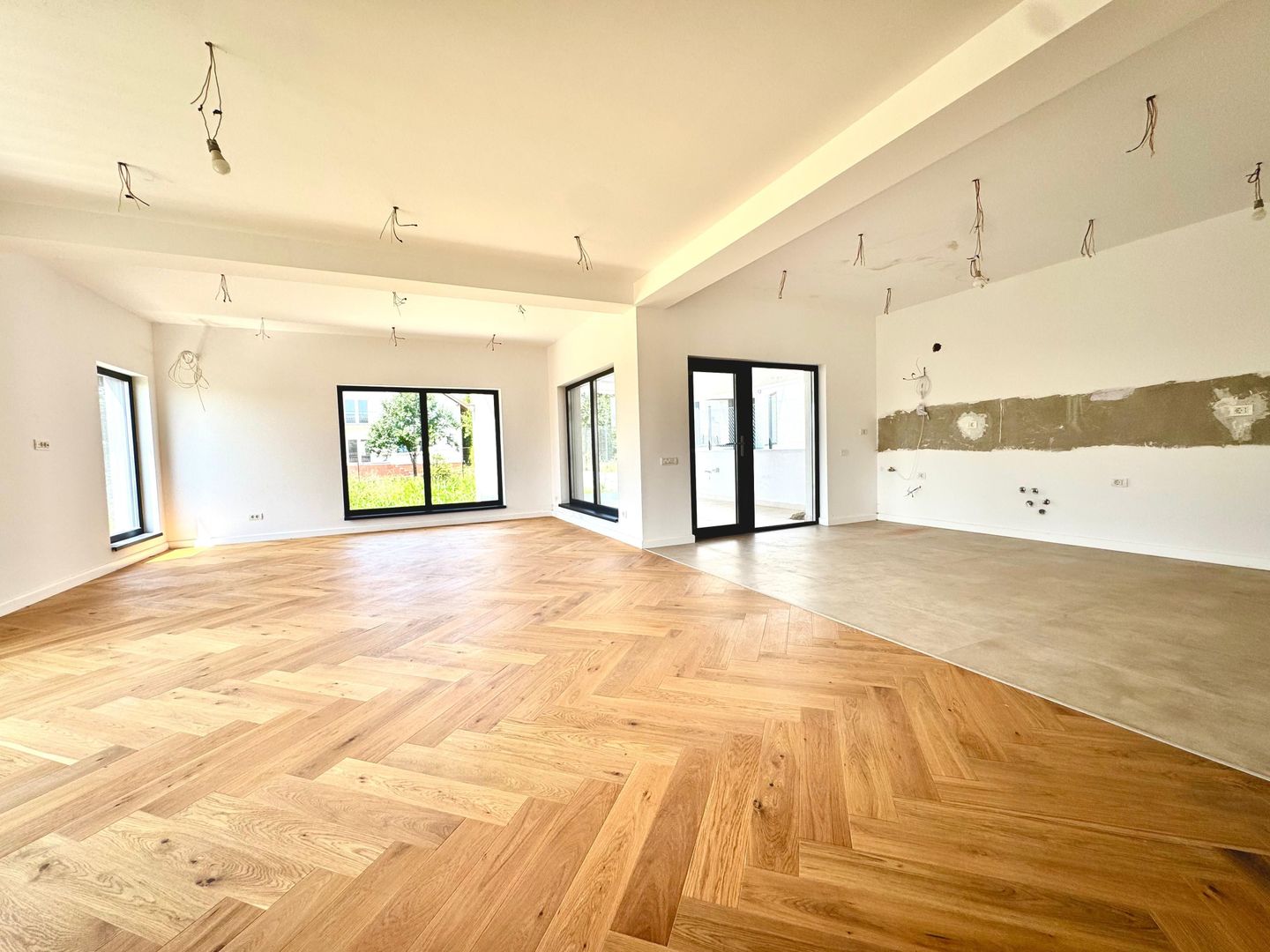 VILA 4 CAMERE - CORBEANCA - 227MP - COMISION 0% - Poză 5