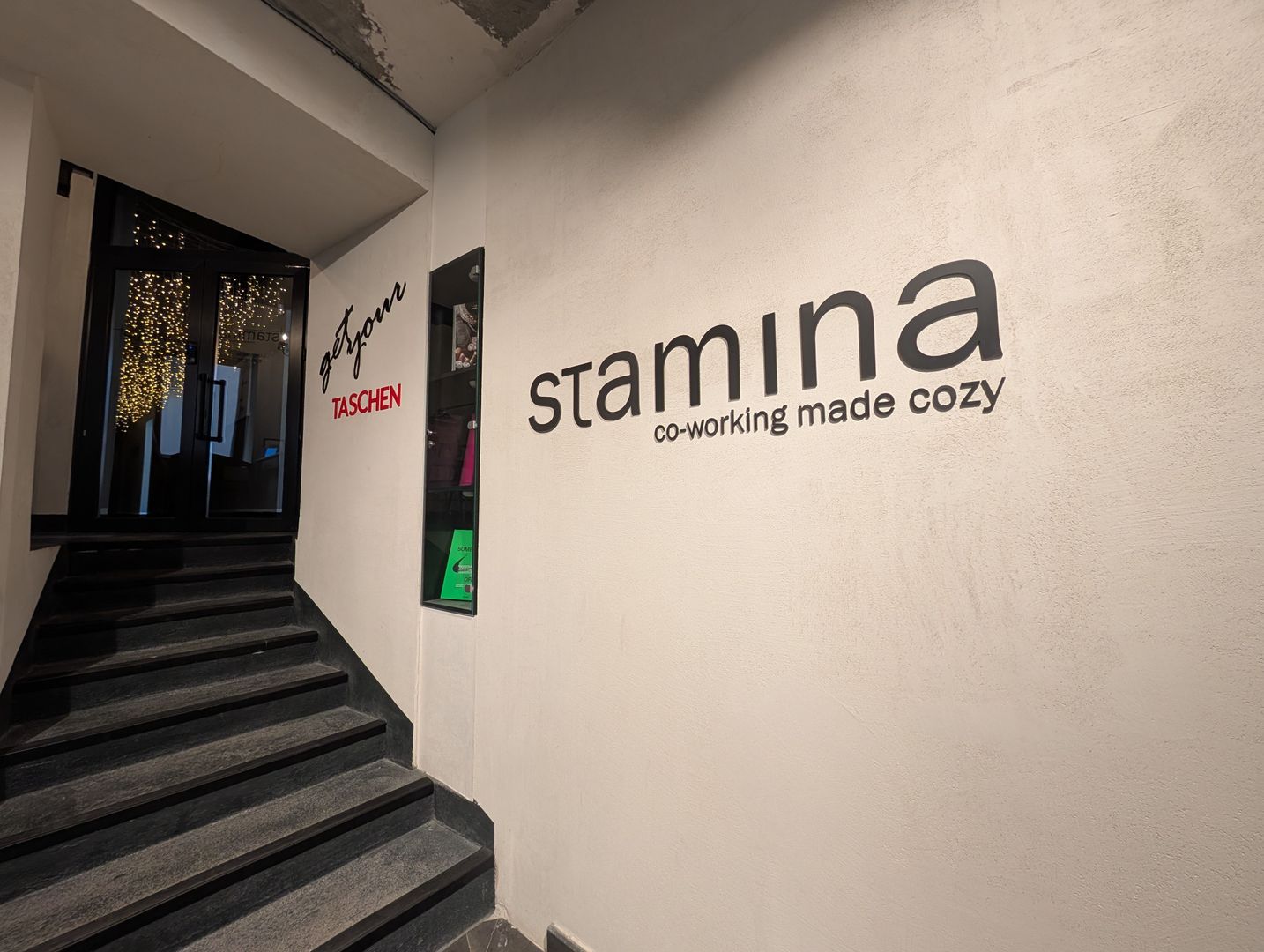 Coworking modern în zona Cișmigiu – 3 birouri de închiriat - Poză 67