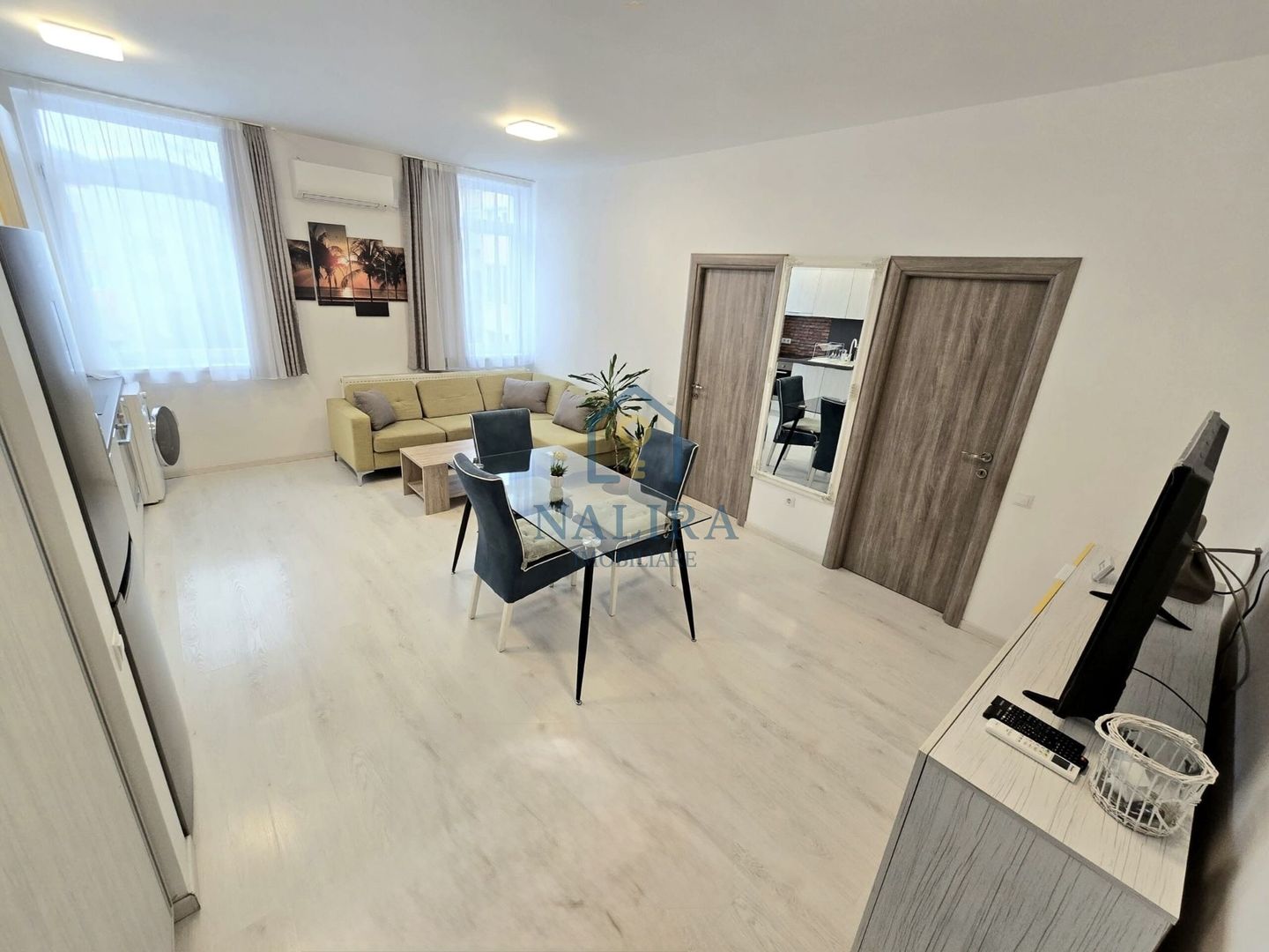 Apartament 2 camere de închiriat – ultracentral - Poză 5