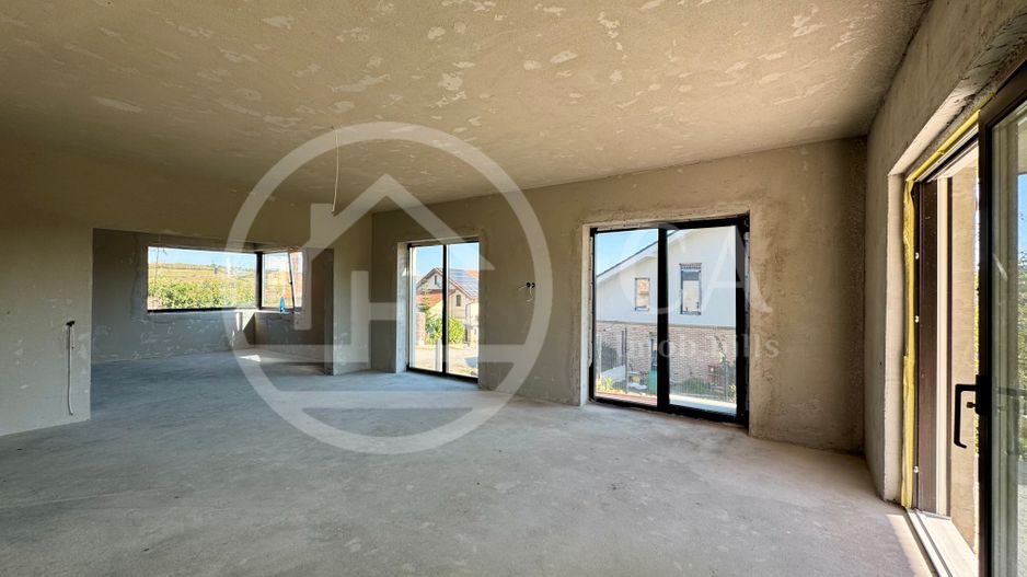 Casă de vânzare cu 4 camere în zona de Dealuri, Oradea - Poză 8