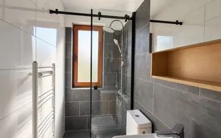 Vila cu 4 camere de închiriat | Henri Coandă | curte - Poză 12